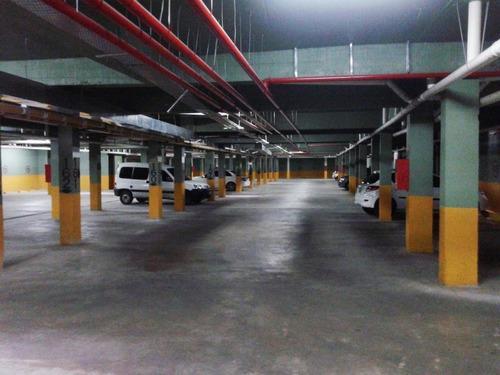 Foto de Colombres 762 - Lomas de Zamora / Cochera cubierta en Baron Center, imagen 4