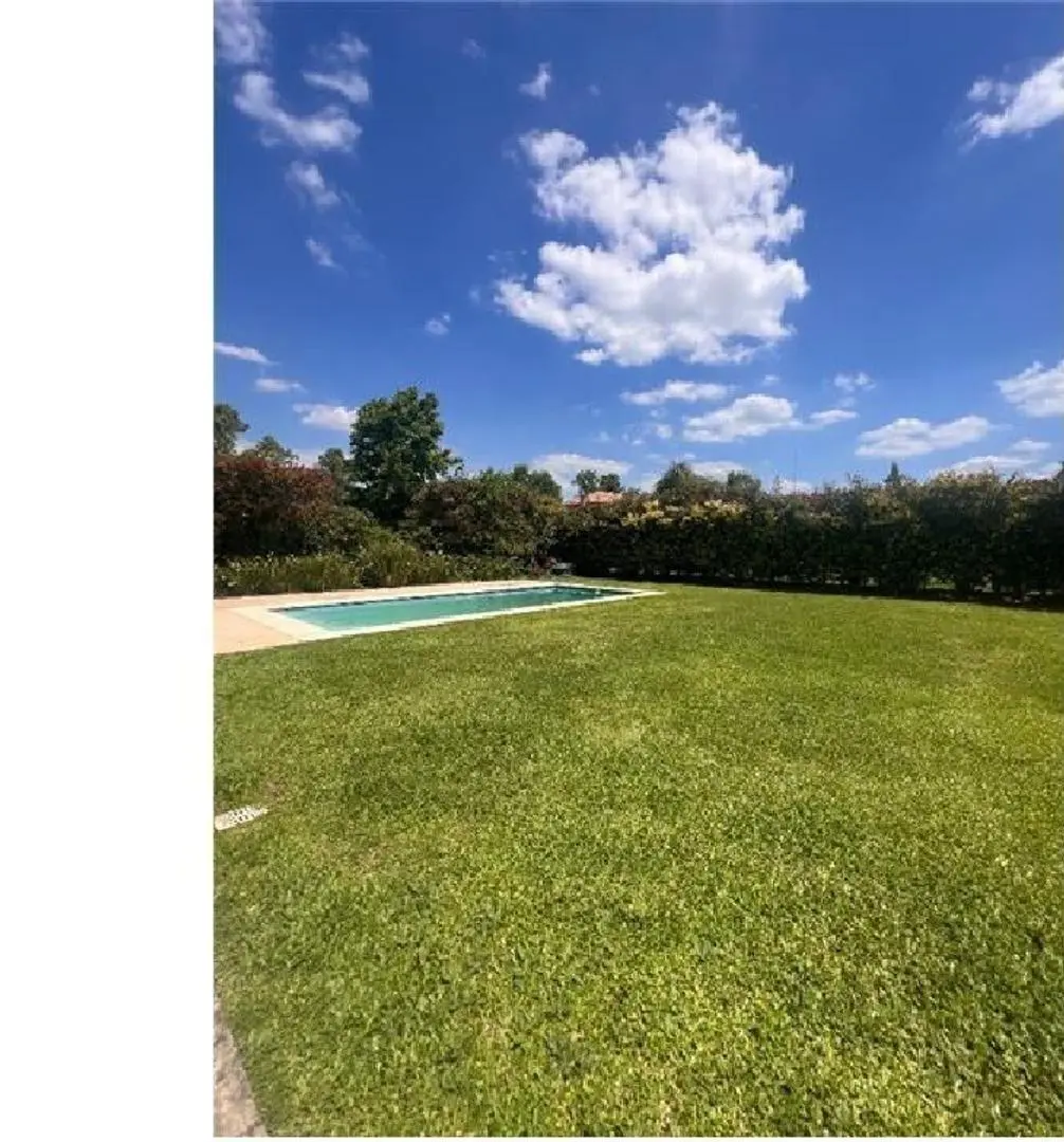 Casa en venta en La Lomada con pileta 5