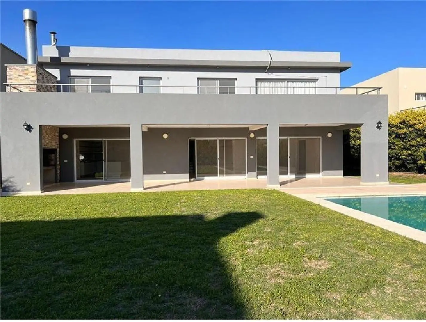 Casa en venta en La Lomada con pileta 2