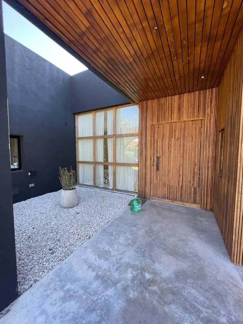 Casa en alquiler en  Mapuche con pileta 4