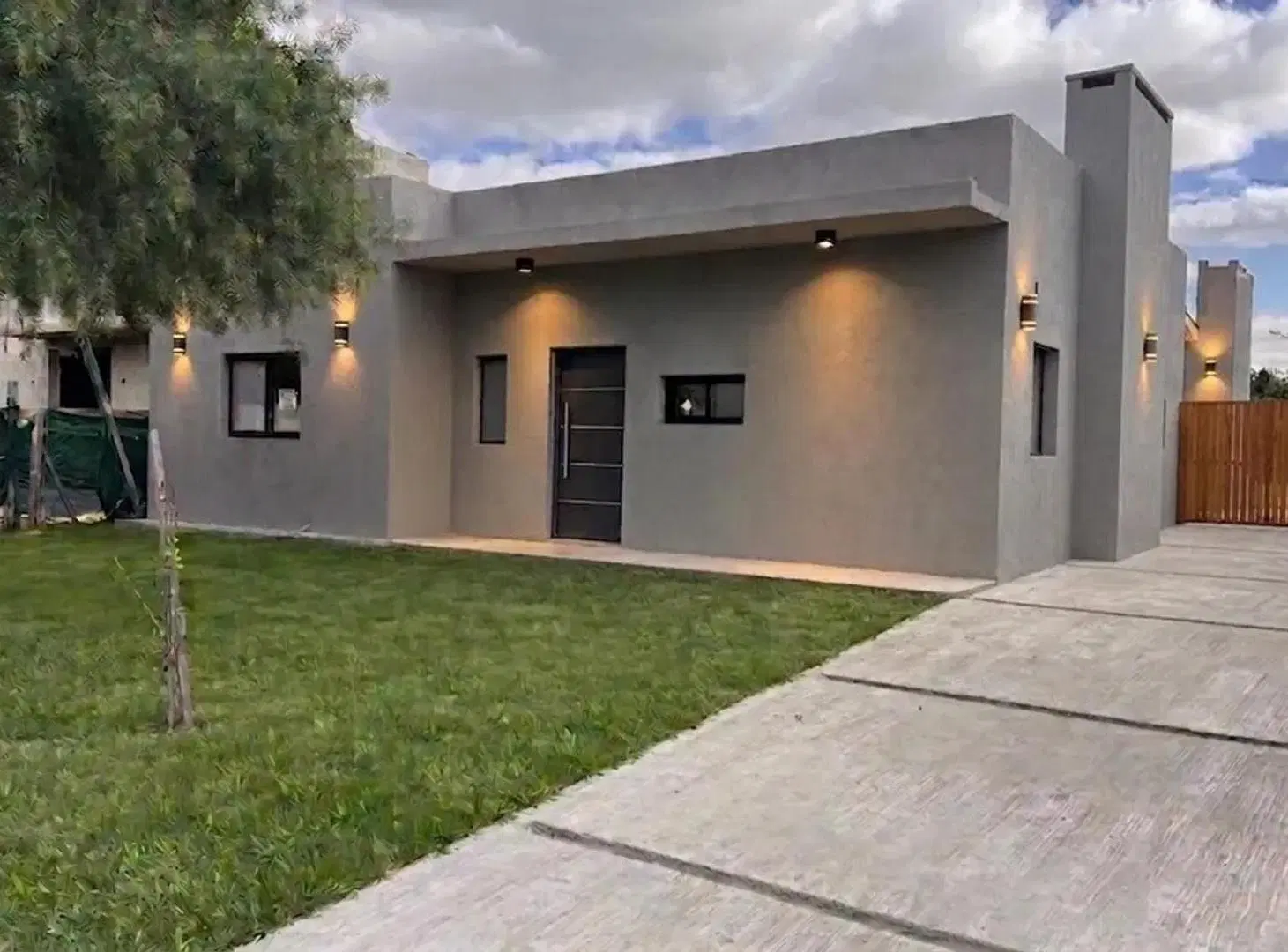 Casa en venta en San Ramon con jardín 2