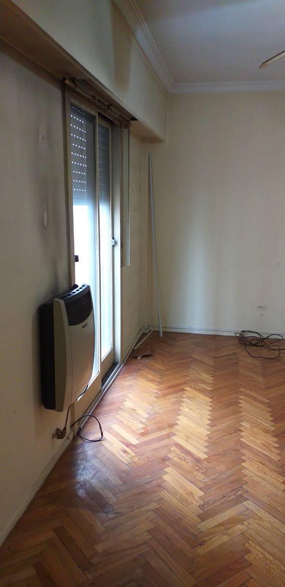 Foto de DEPARTAMENTO DE DOS AMBIENTES - RINCON Y AVDA. SAN JUAN, imagen 5
