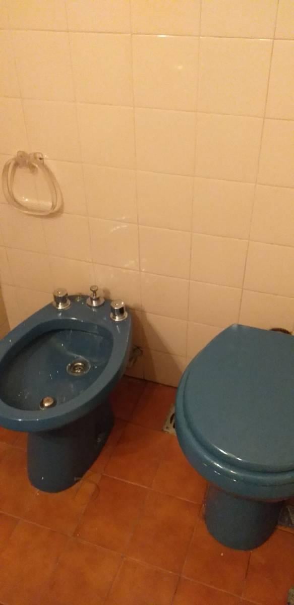 Foto de DEPARTAMENTO DE DOS AMBIENTES - RINCON Y AVDA. SAN JUAN, imagen 2
