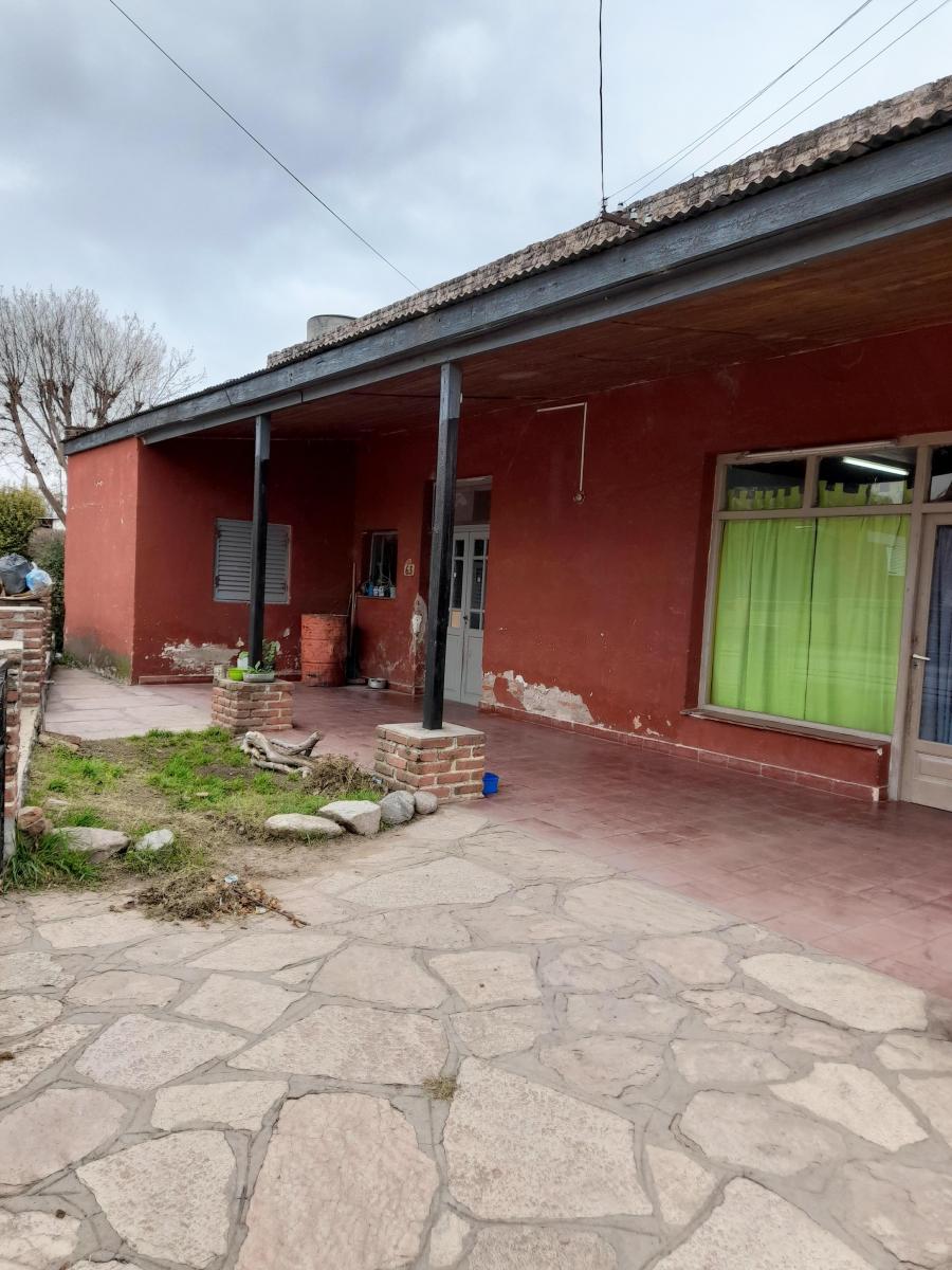 En La Cumbre - Importante Esquina a Dos Cuadras de Pleno Centro 3