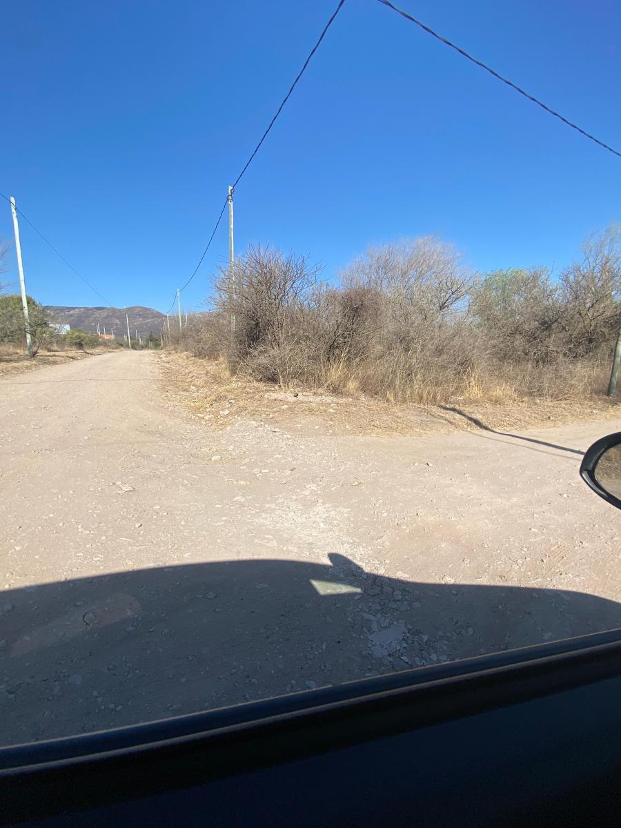 Lote con Titulos Entre Los Cocos y San Esteban - Facil Acceso - a Una Cuadra Avd 1