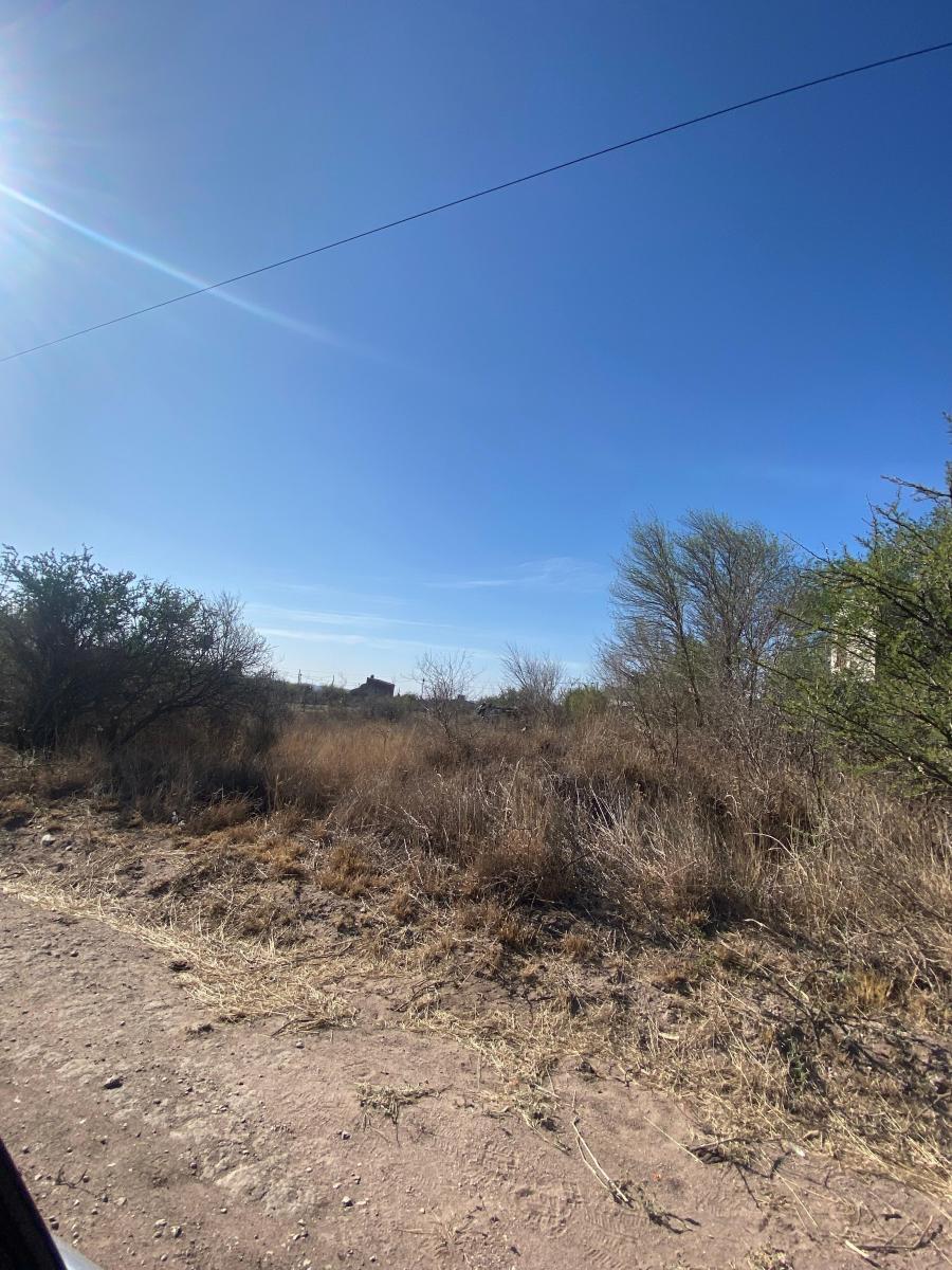 Lote con Titulos Entre Los Cocos y San Esteban - Facil Acceso - a Una Cuadra Avd 4