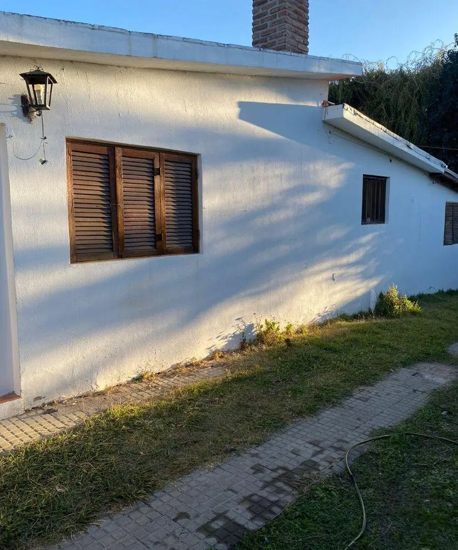 Casa en alquiler permanente - Barrio El Potrerillo 2