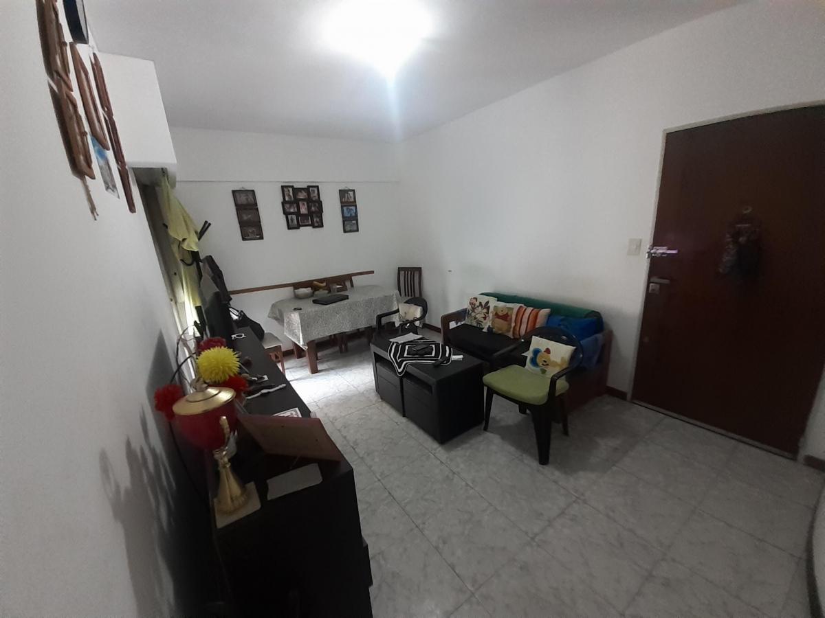 Foto de Excelente Ubicación Y Estado, Luminoso Departamento 3 Ambientes, imagen 4