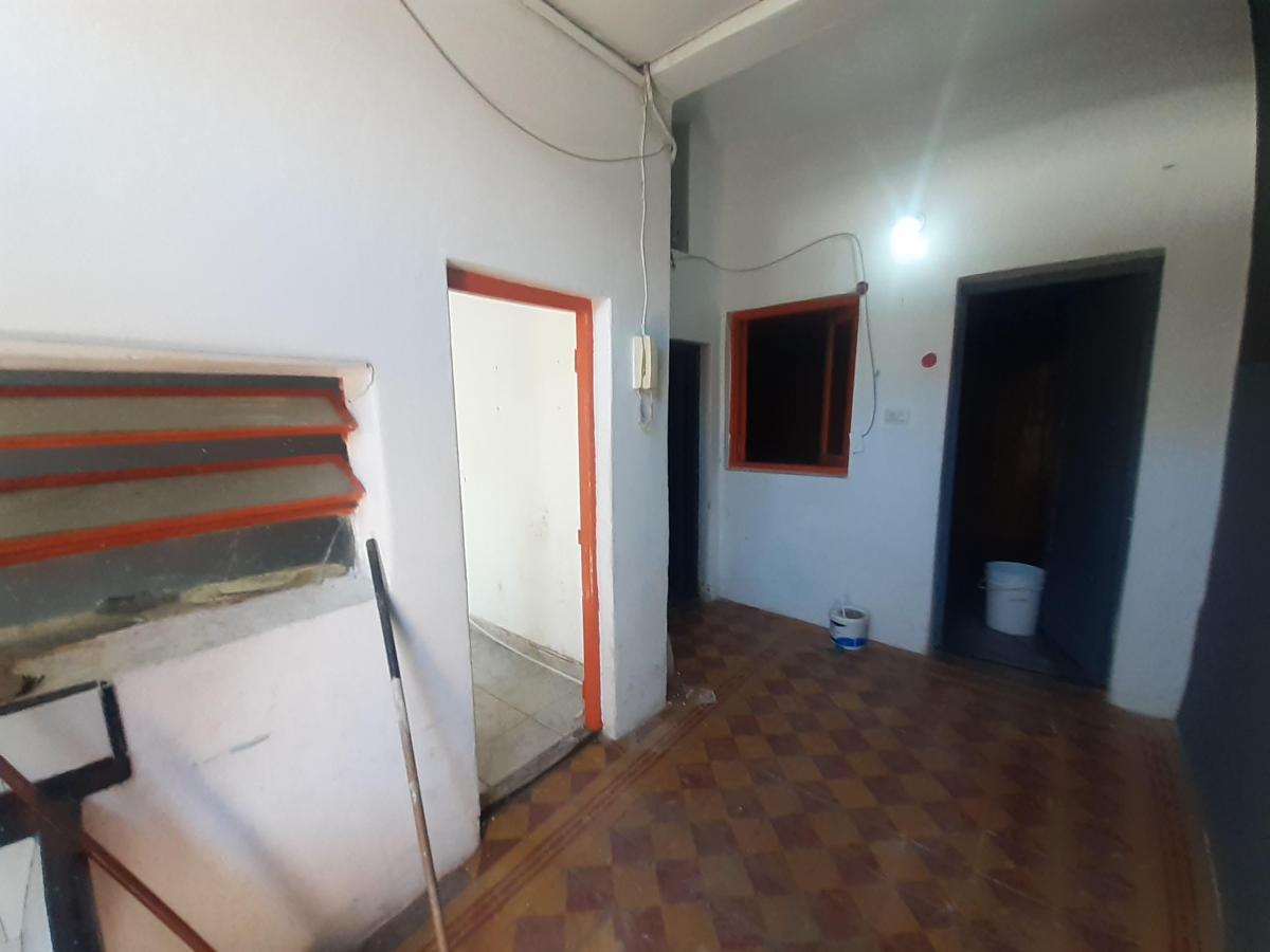 5 Departamentos en Block con Amplia Terraza, Sobre Lote de 8,66x 35 m. Aprox! 5