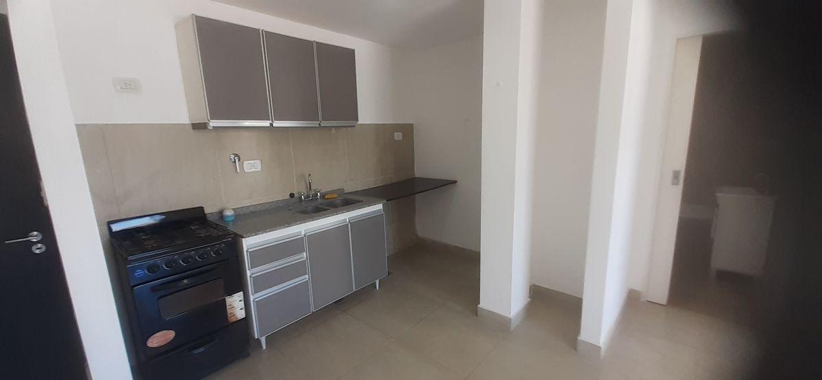 Foto de Departamento al contrafrente de 2 ambientes con balcón!!, imagen 5