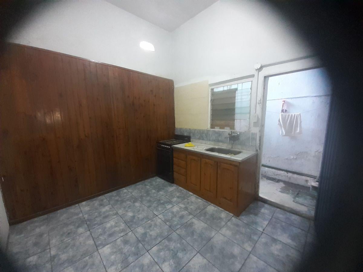 Foto de Amplio PH interno 2 ambientes y medio, imagen 2
