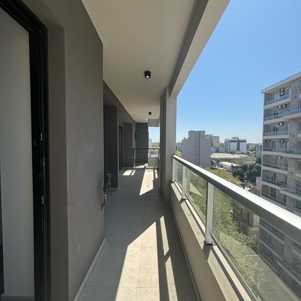 Semipiso 4 Ambientes con Lavadero 5