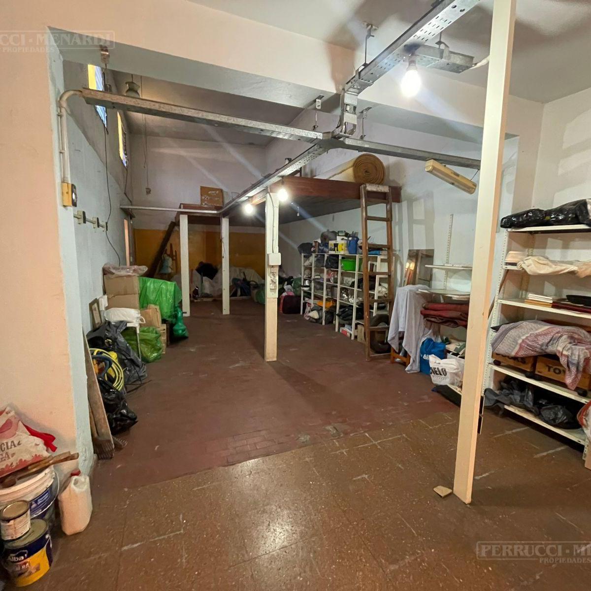 Local con Departamento en Venta 5