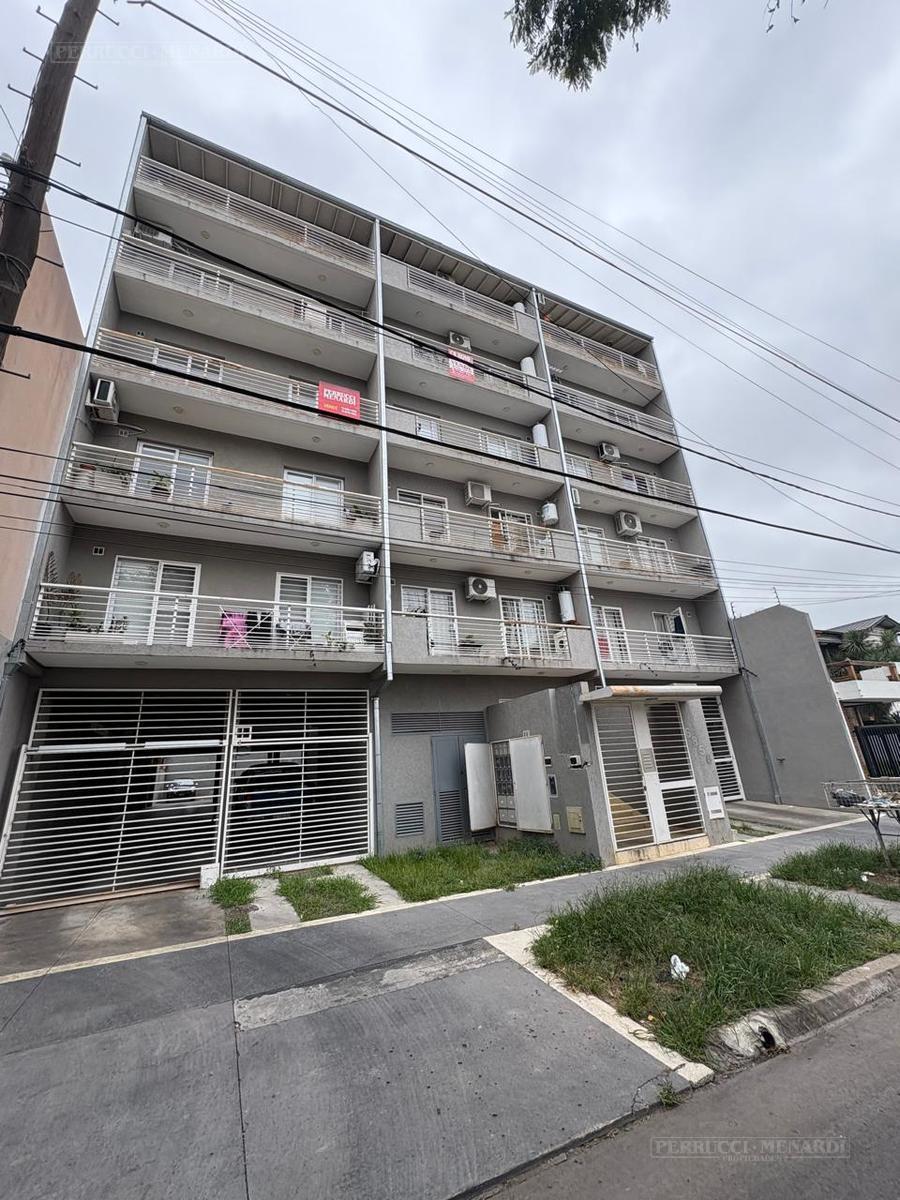 Departamento en J.L.Suarez