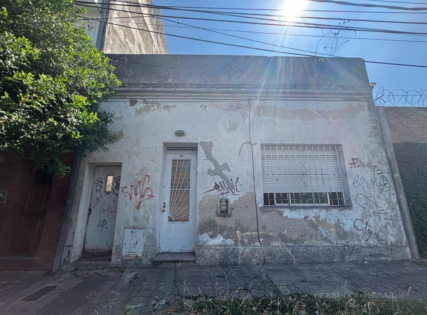 CASA A REFACCIONAR - IDEAL INVERSOR