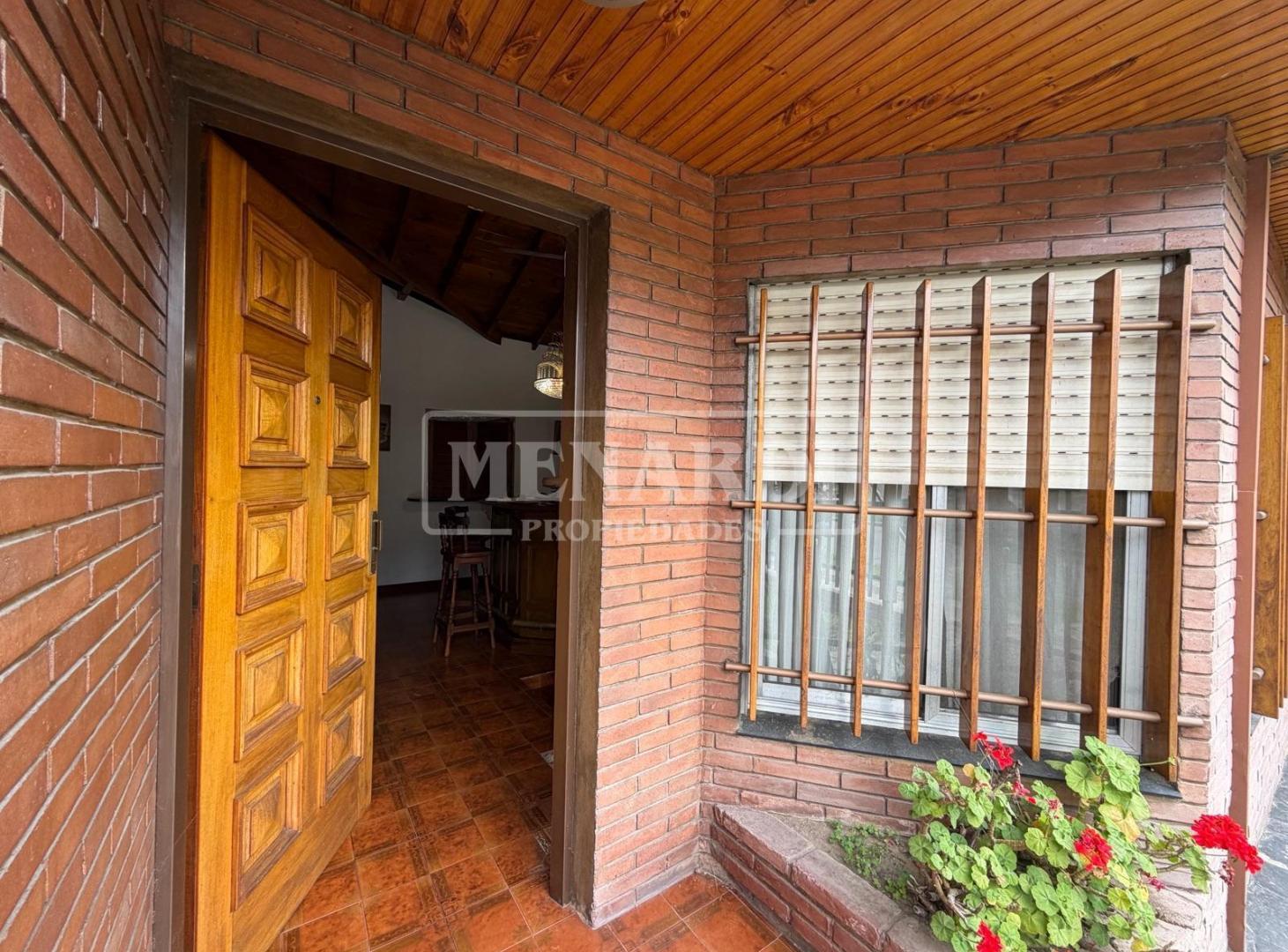 Foto de AMPLIA CASA 4 AMBIENTES EN VENTA, imagen 4