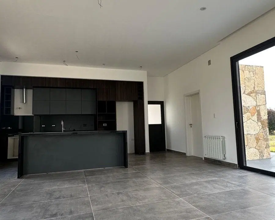 Casa en La Elina 2