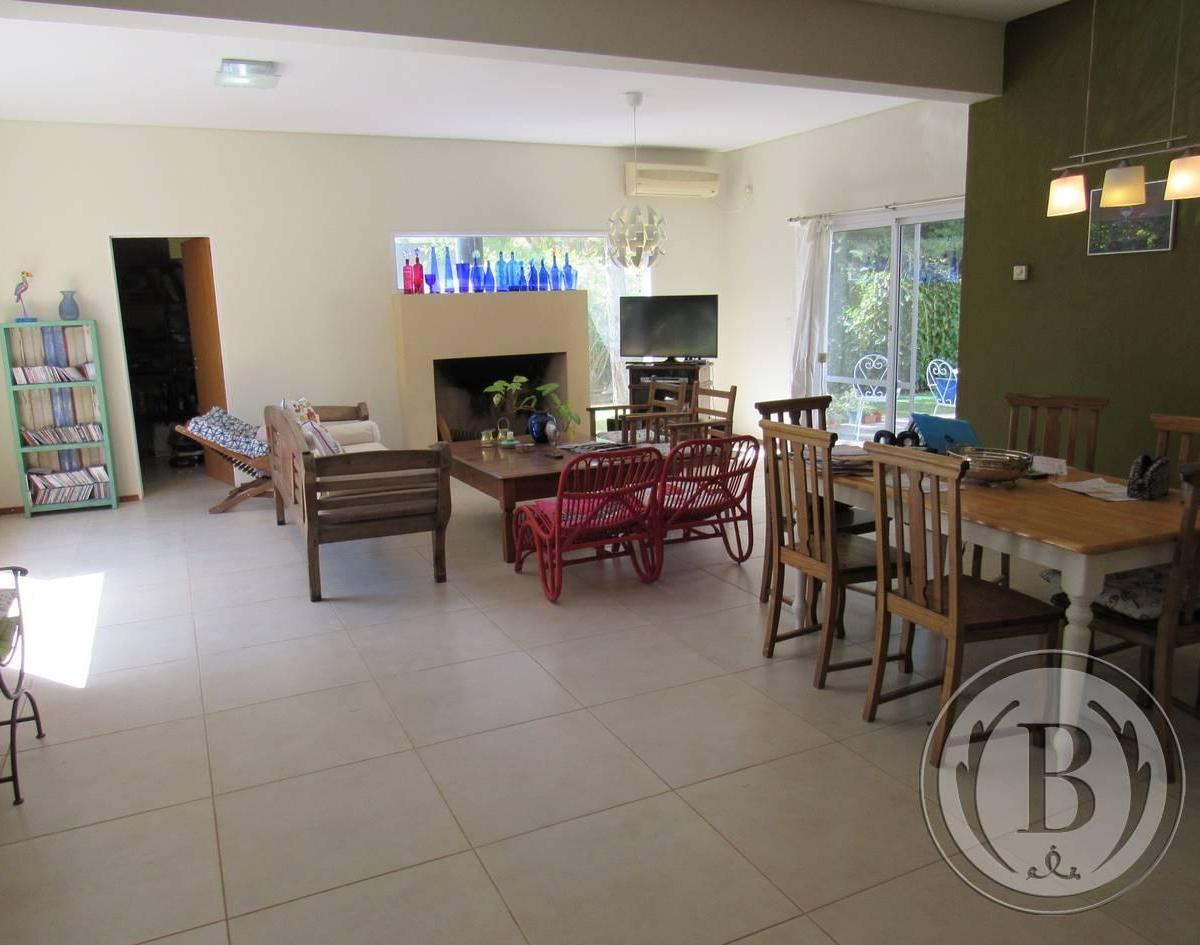 Foto de BUSTAMANTE PROP SANTA CATALINA 8062 CASA VENTA VILLANUEVA TIGRE, imagen 2