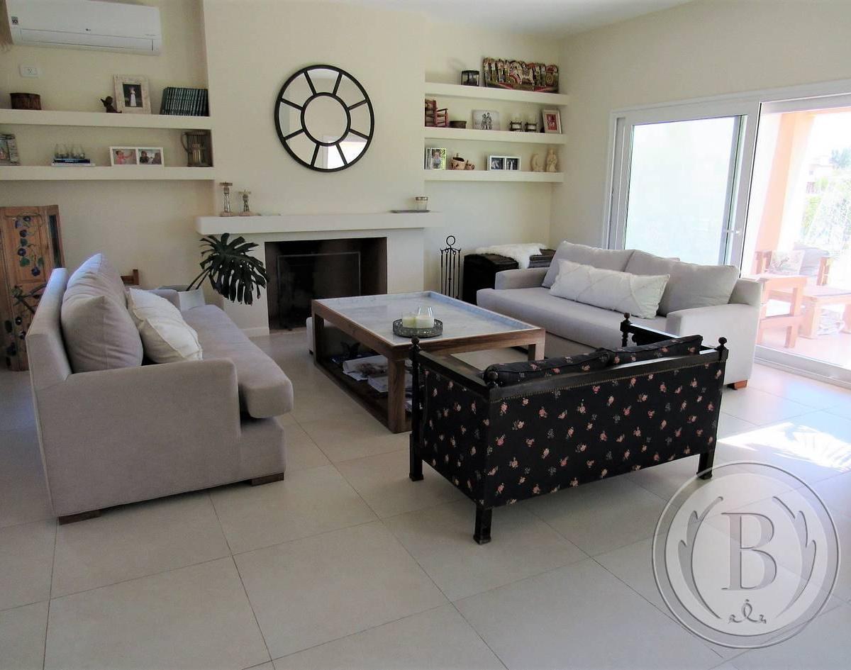 Foto de BUSTAMANTE PROP SANTA CATALINA 10578 CASA VENTA C/RENTA VILLANUEVA TIGRE, imagen 5