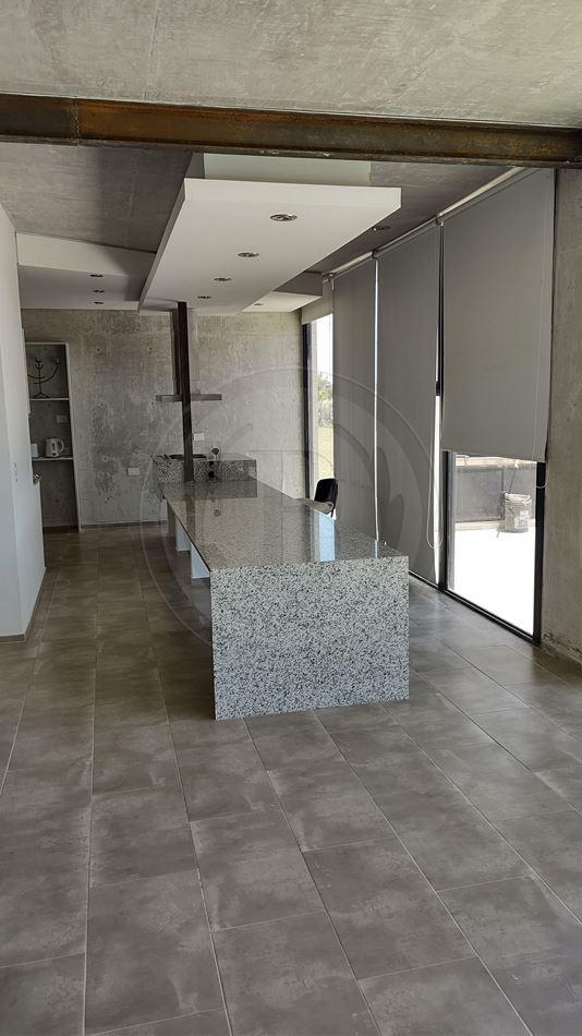 BUSTAMANTE PROP PUERTOS DEL LAGO ACACIAS 11227 CASA VENTA ESCOBAR
