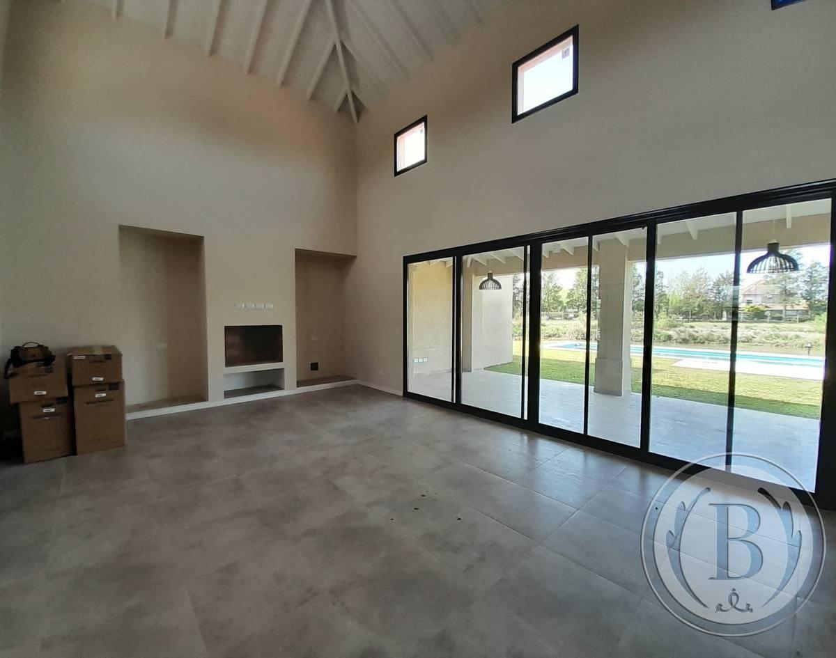 Foto de BUSTAMANTE PROP SAN BENITO 11382 CASA VENTA VILLANUEVA TIGRE, imagen 2
