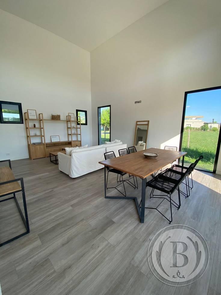 BUSTAMANTE PROP SAN MATIAS AREA 5 12083 CASA VENTA ESCOBAR