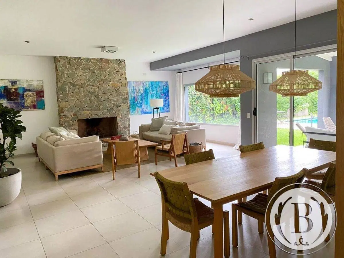 **ALQUILER AMOBLADO** LOTE INTERNO | 2 SUITES + 2 DORMITORIOS | ESCRITORIO | DEPENDENCIA | LAVADERO 3