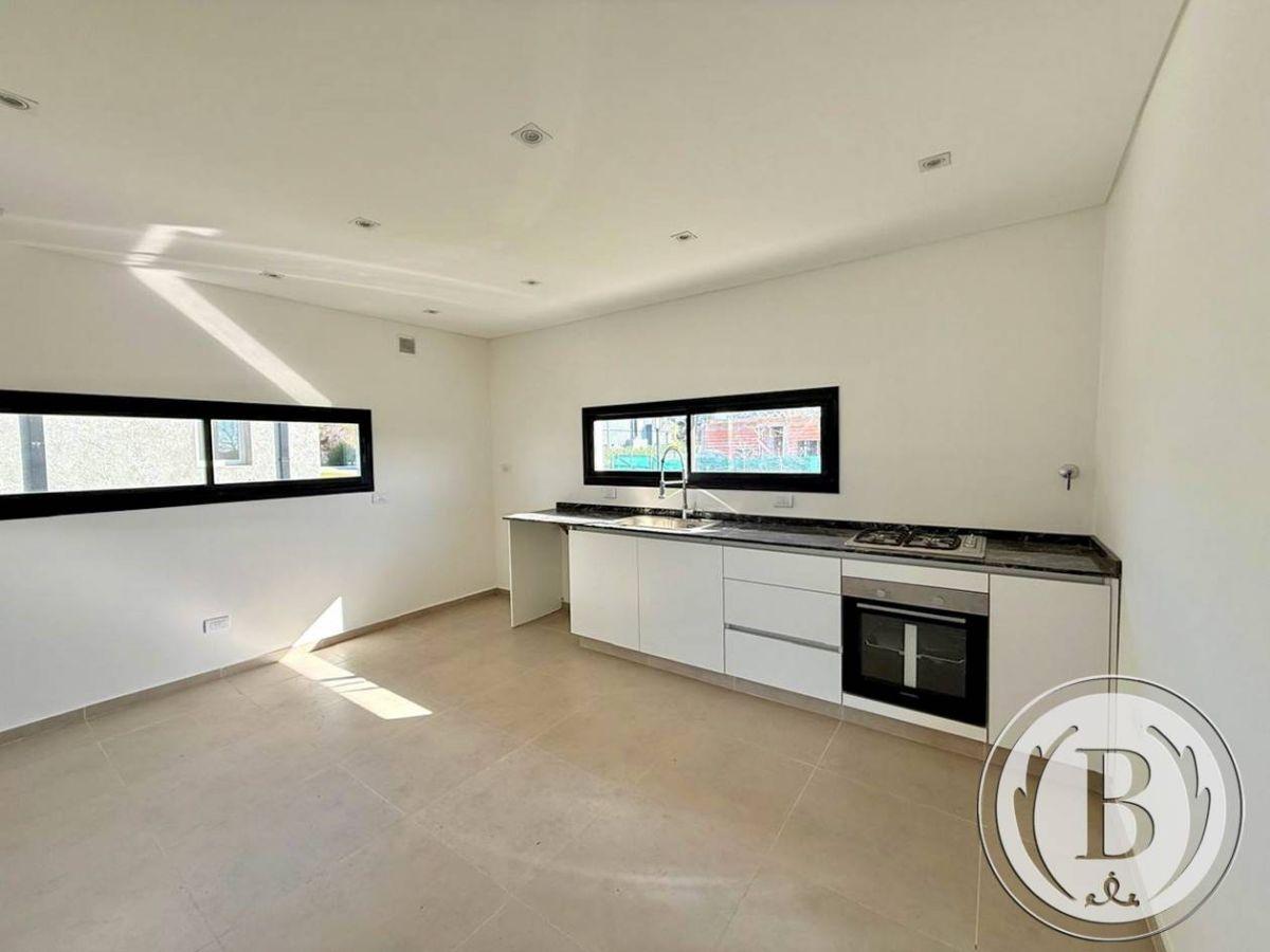 Foto de BUSTAMANTE PROP SANTA LUCIA 12602 CASA VENTA PILAR DEL ESTE, imagen 2