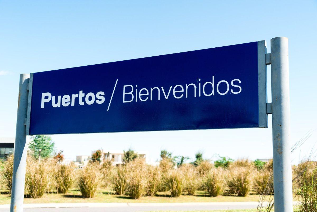 BUSTAMANTE PROP # PUERTOS DEL LAGO CASA VENTA ESCOBAR