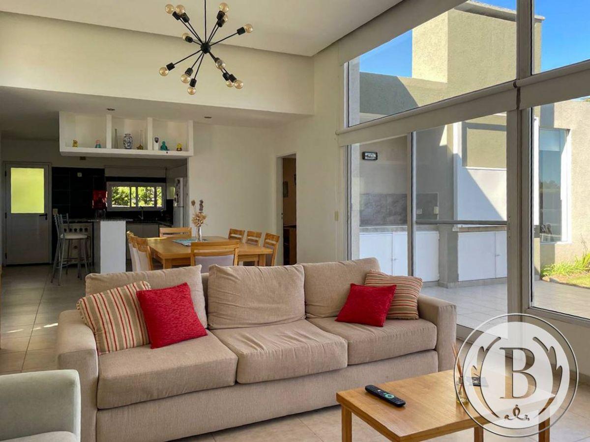 Foto de BUSTAMANTE PROP EL CANTON ISLAS 12638 CASA VENTA MASCHWITZ ESCOBAR, imagen 4