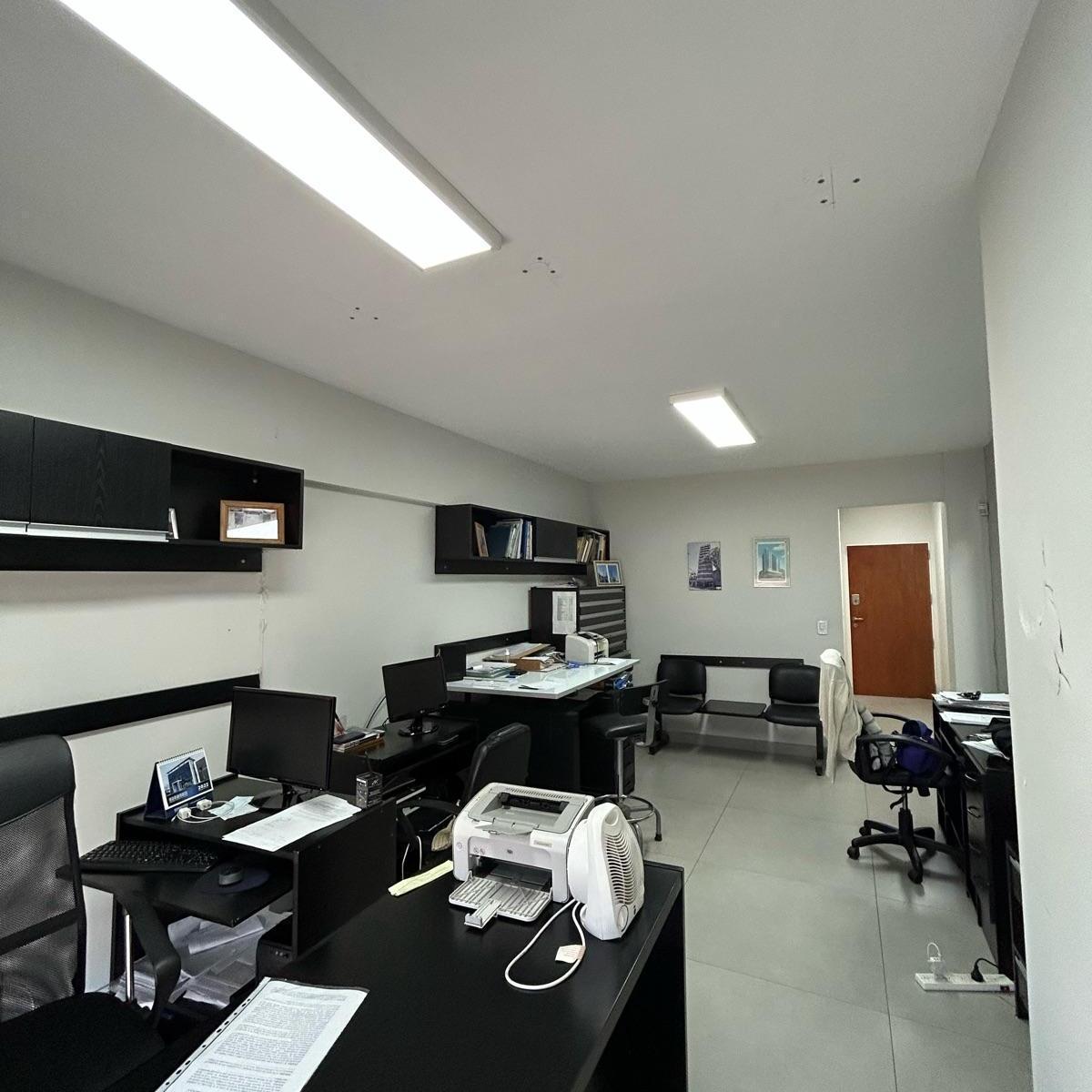 Oficina en VENTA en Floresta