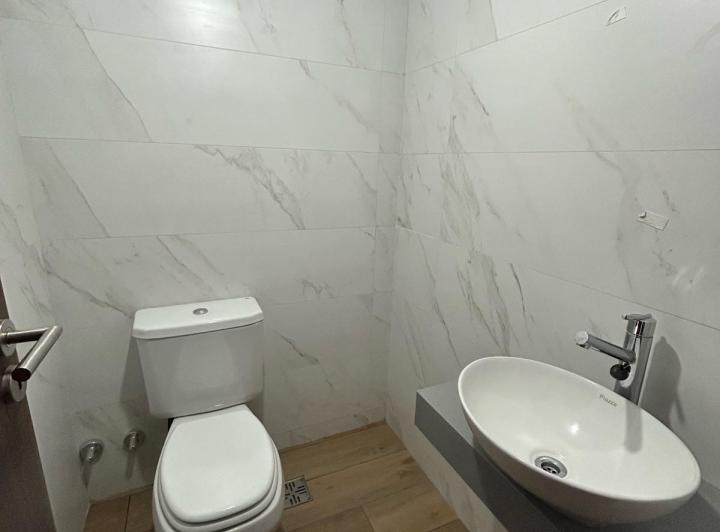 Departamento en VENTA en Flores- 3 amb   cochera 5