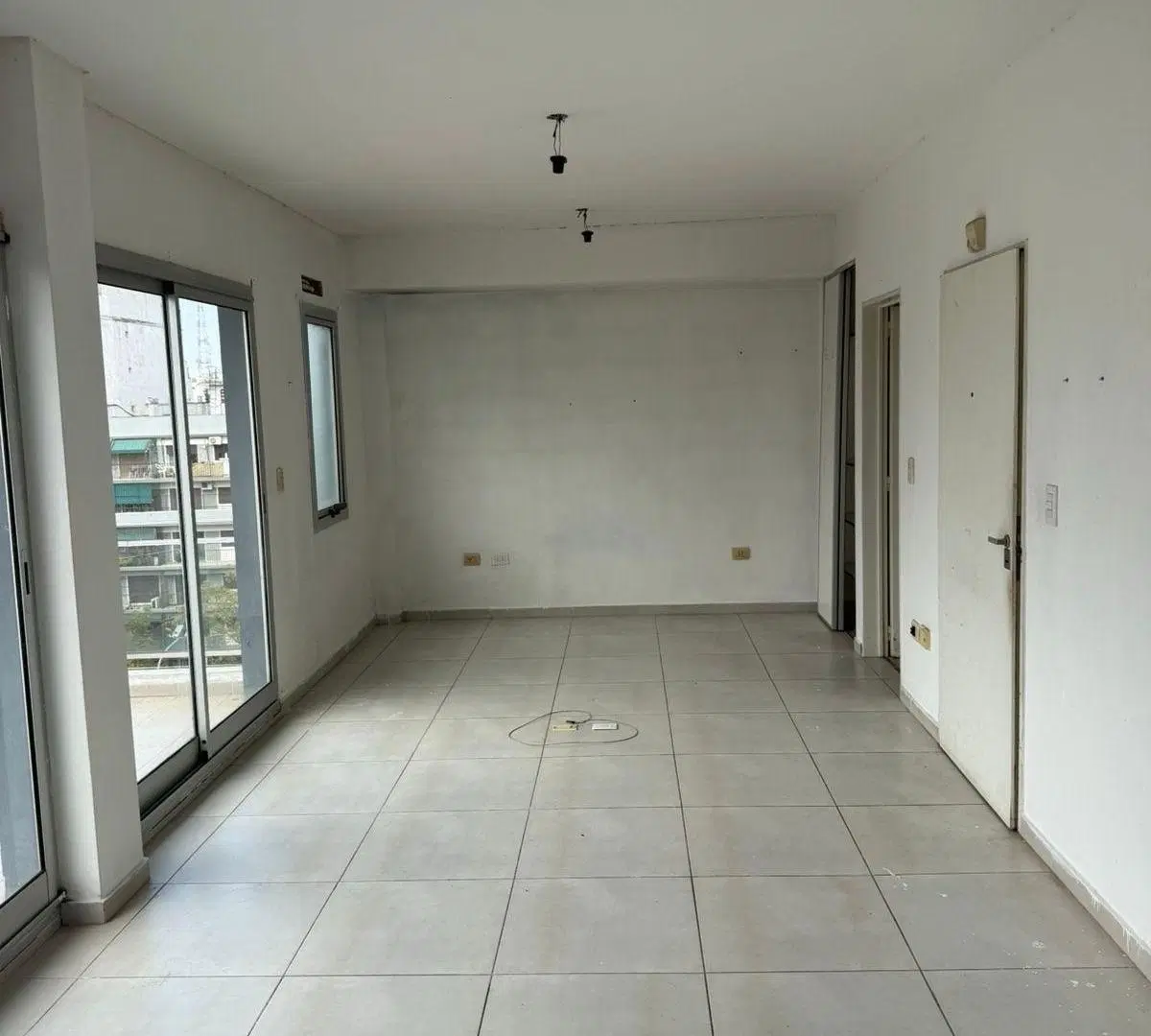 Departamento MONOAMBIENTE en alquiler en Flores 1