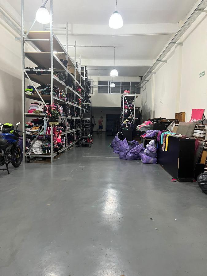 Foto de Depósito en ALQUILER 640 m²- Flores, imagen 3