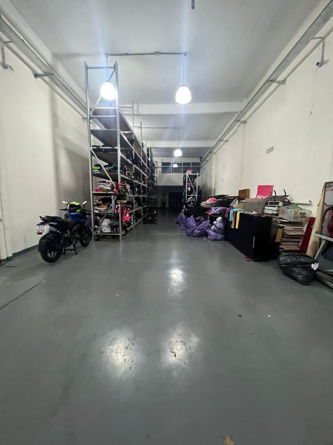 Foto de Depósito en ALQUILER 640 m²- Flores, imagen 2
