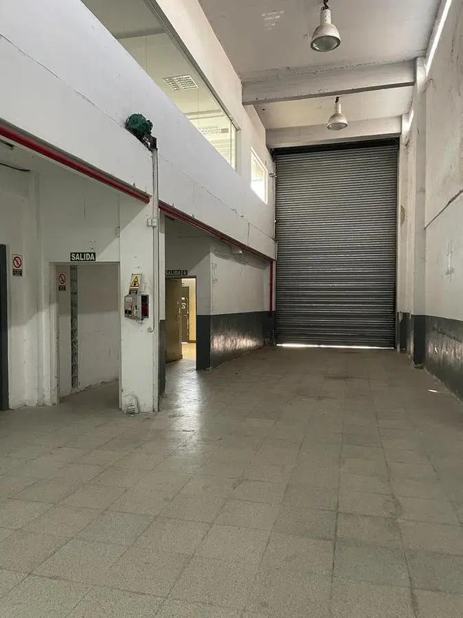 Depósito en Alquiler en Flores- 750 metros 1