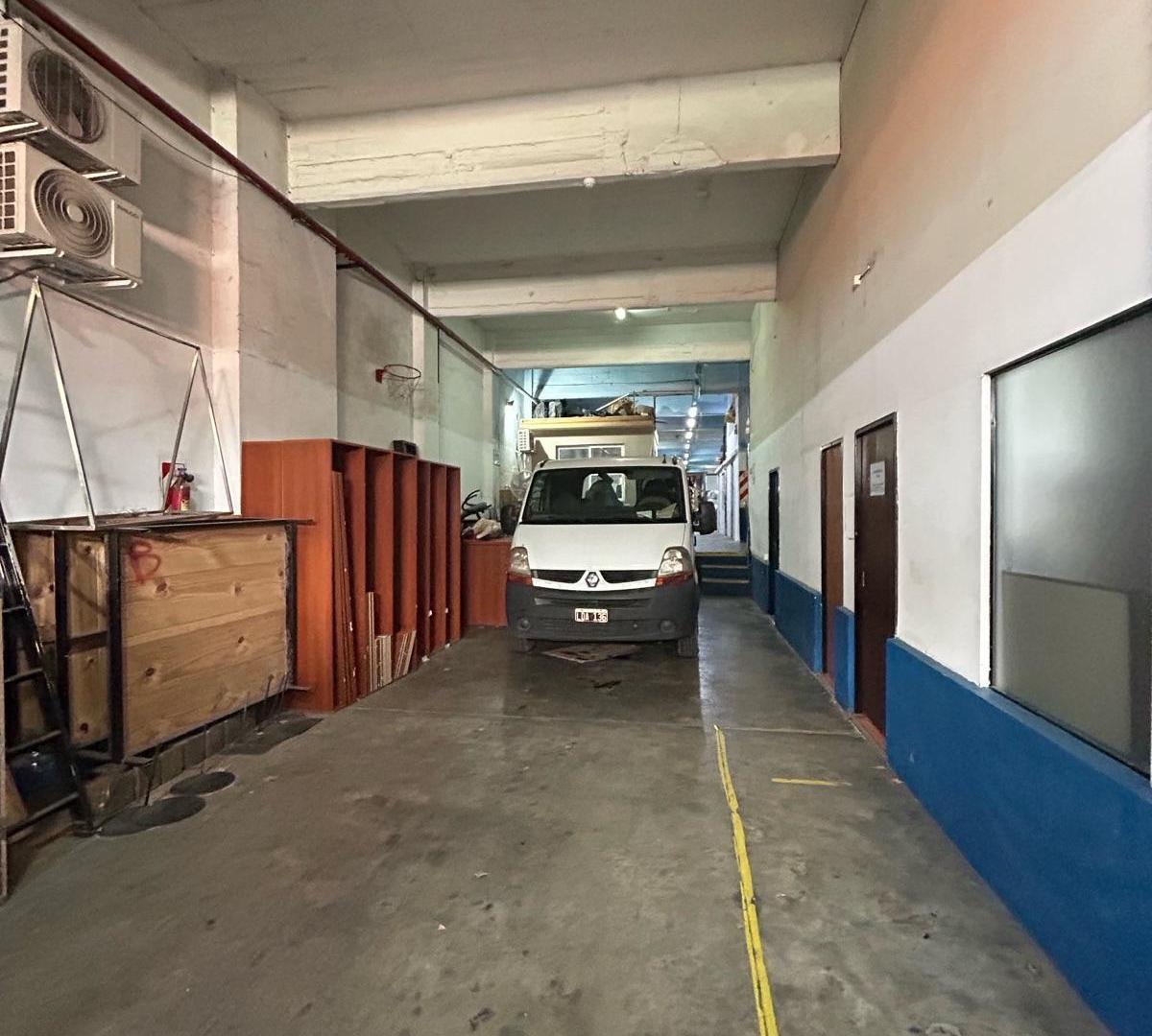 Foto de Depósito en alquiler o venta- Villa Devoto, imagen 4