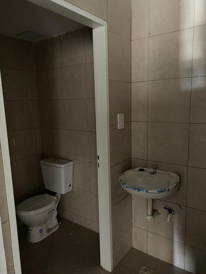 Foto de Oficina/deposito en ALQUILER - Flores, imagen 5