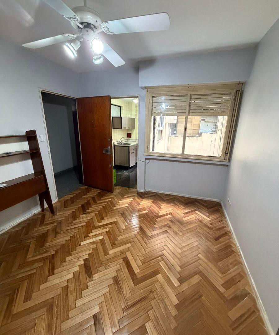 Foto de Alquiler Dos ambientes microcentro, imagen 1