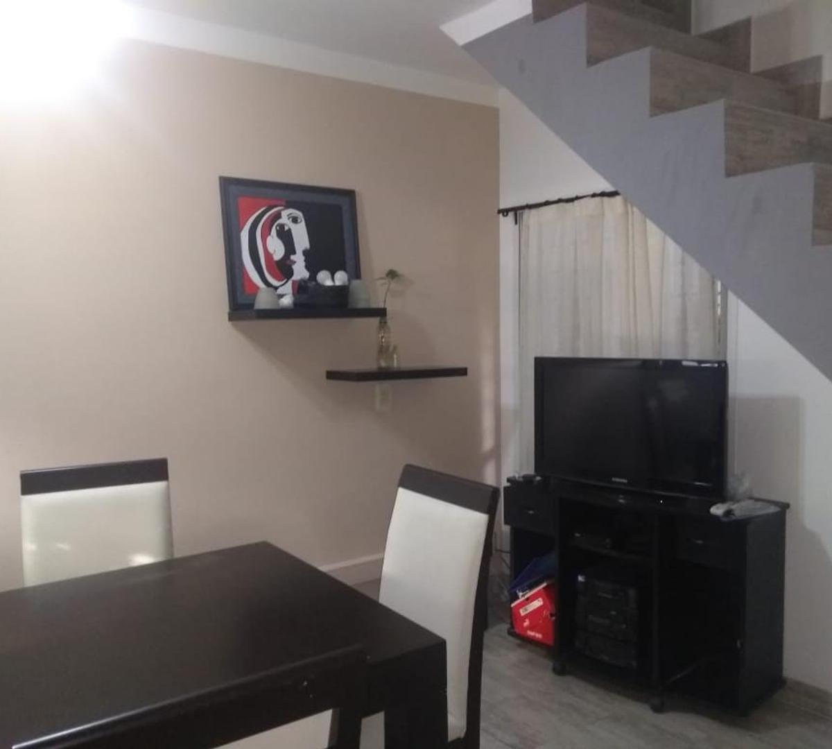 Foto de DUPLEX 3 AMB.CON COCHERA., imagen 2