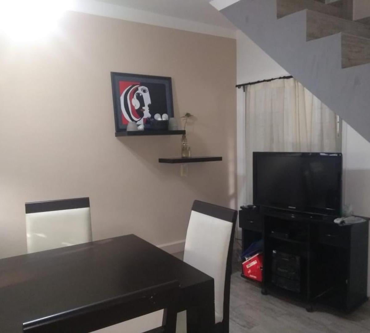 Foto de DUPLEX 3 AMB.CON COCHERA., imagen 4