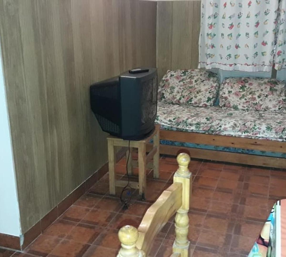 Departamento 3 Ambientes con Estacionamiento. Oportunidad! 5
