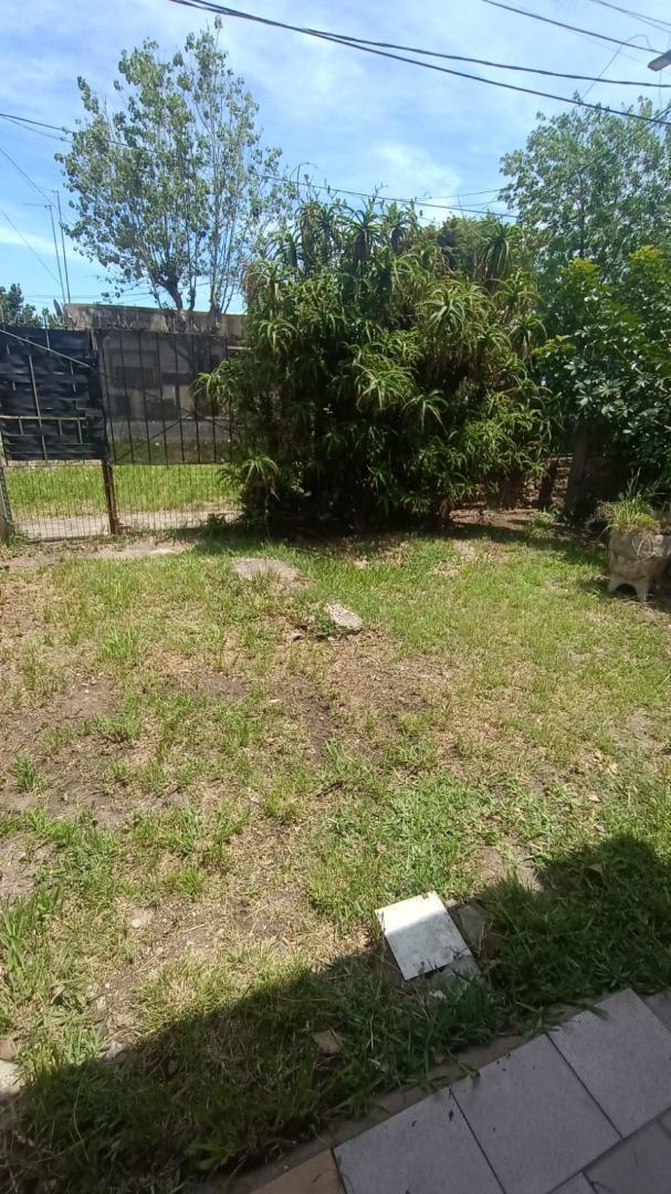 Foto de CASA DE 4 AMB CON DOS DTOS ADELANTE!!!!!, imagen 4