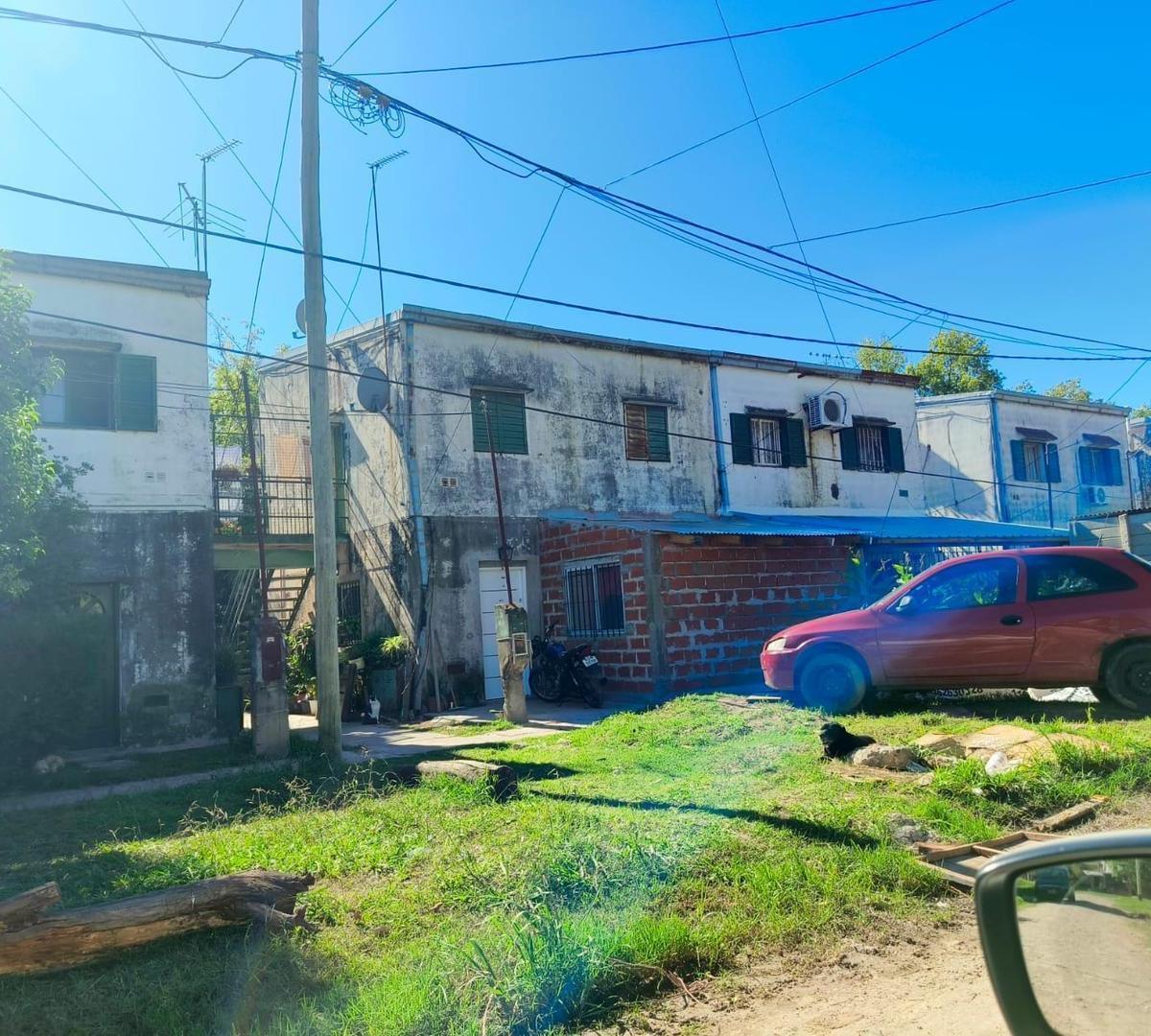 Departamento en Barrio Garay Excelente Oportunidad! 2