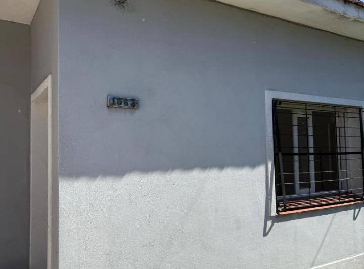 CASA 3 AMBIENTES CON GARAJE Y FONDO! 3