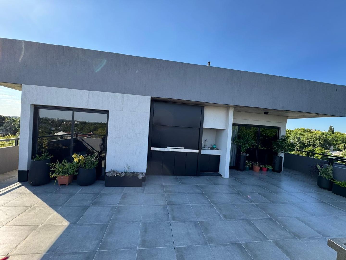 DEPARTAMENTO 3 AMB CON COCHERA Y TERRAZA PROPIA !!!!
