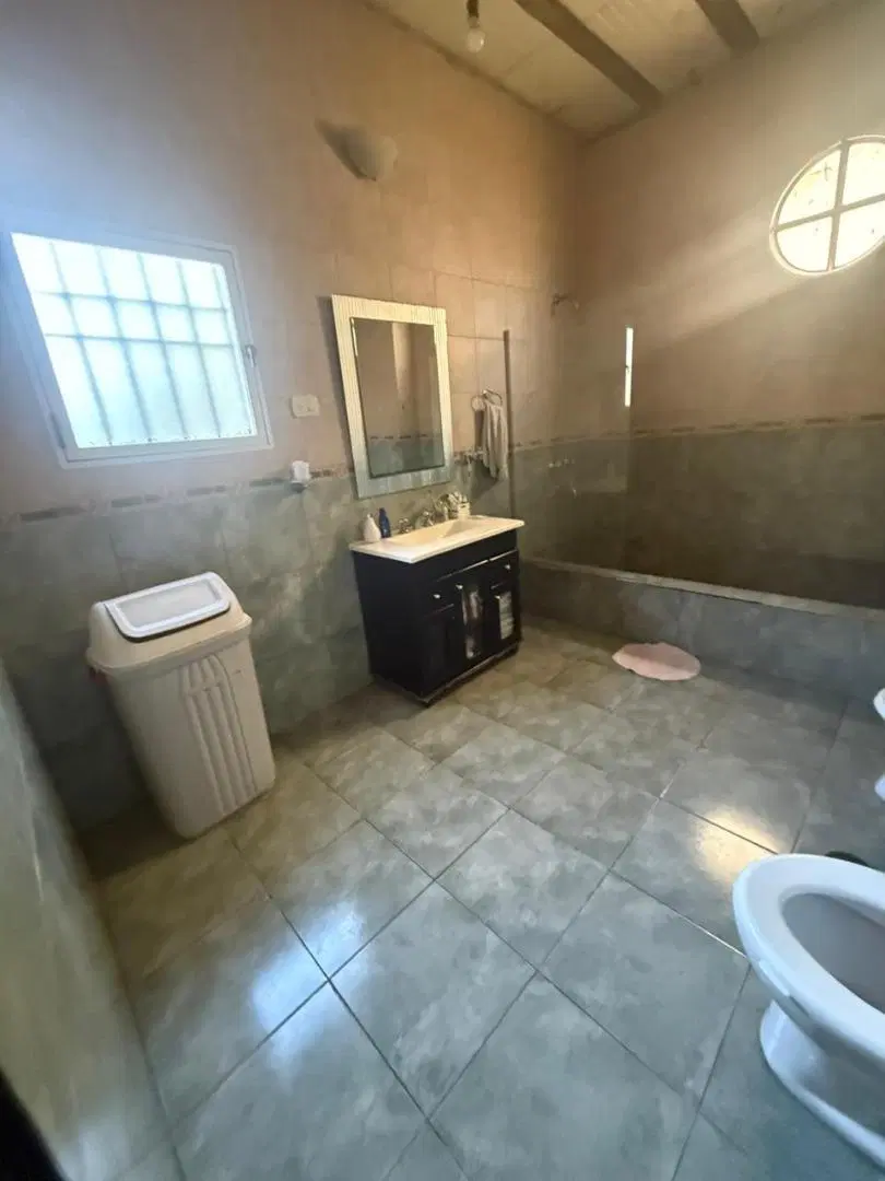 CASA DE 4 AMB CON FONDO 4