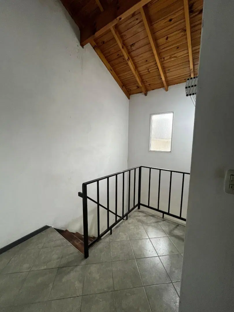 CASA DE 4 AMB CON COCHERA 4