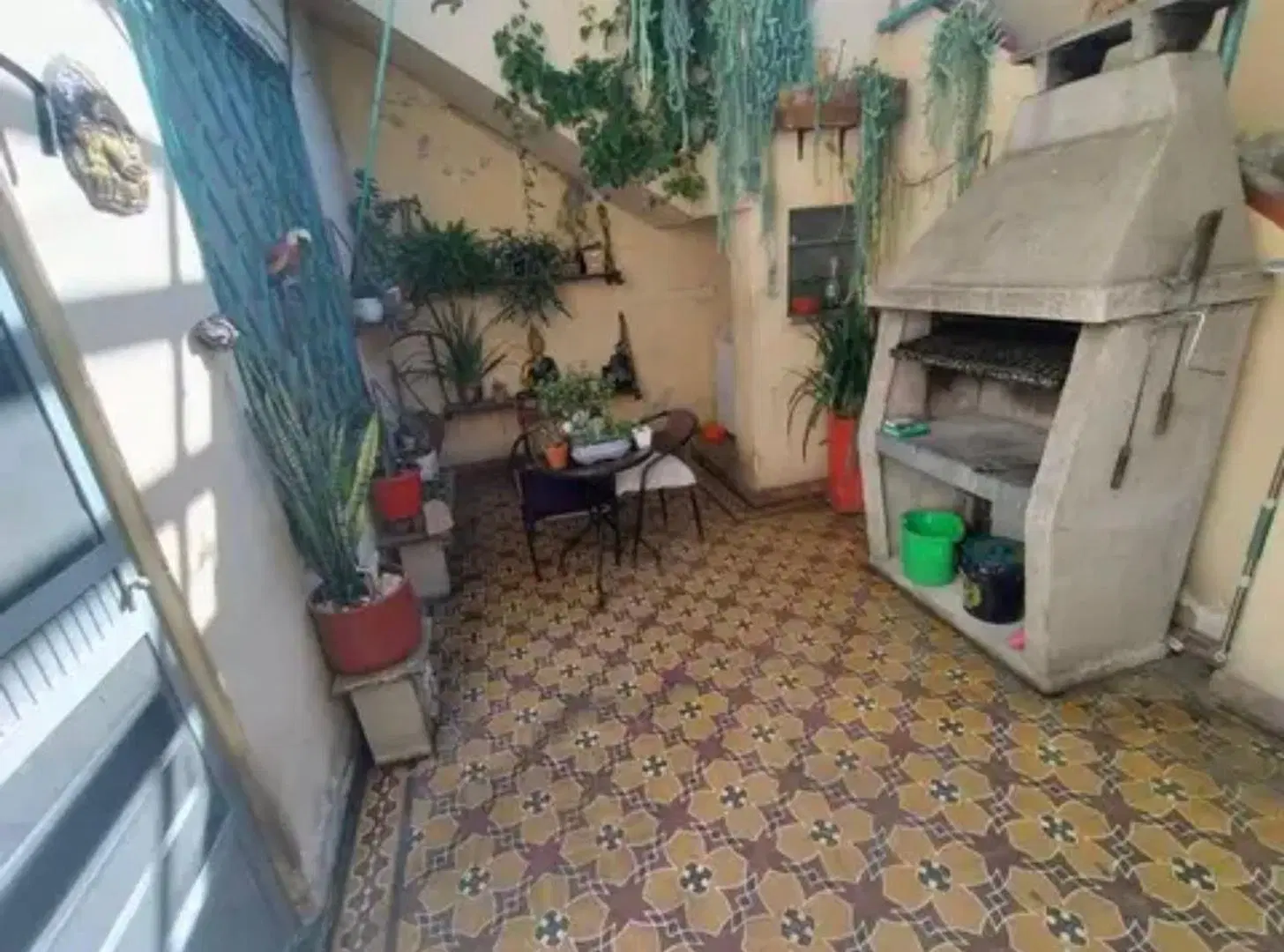 Venta casa con cochera en Piñeyro, 4 ambientes 2