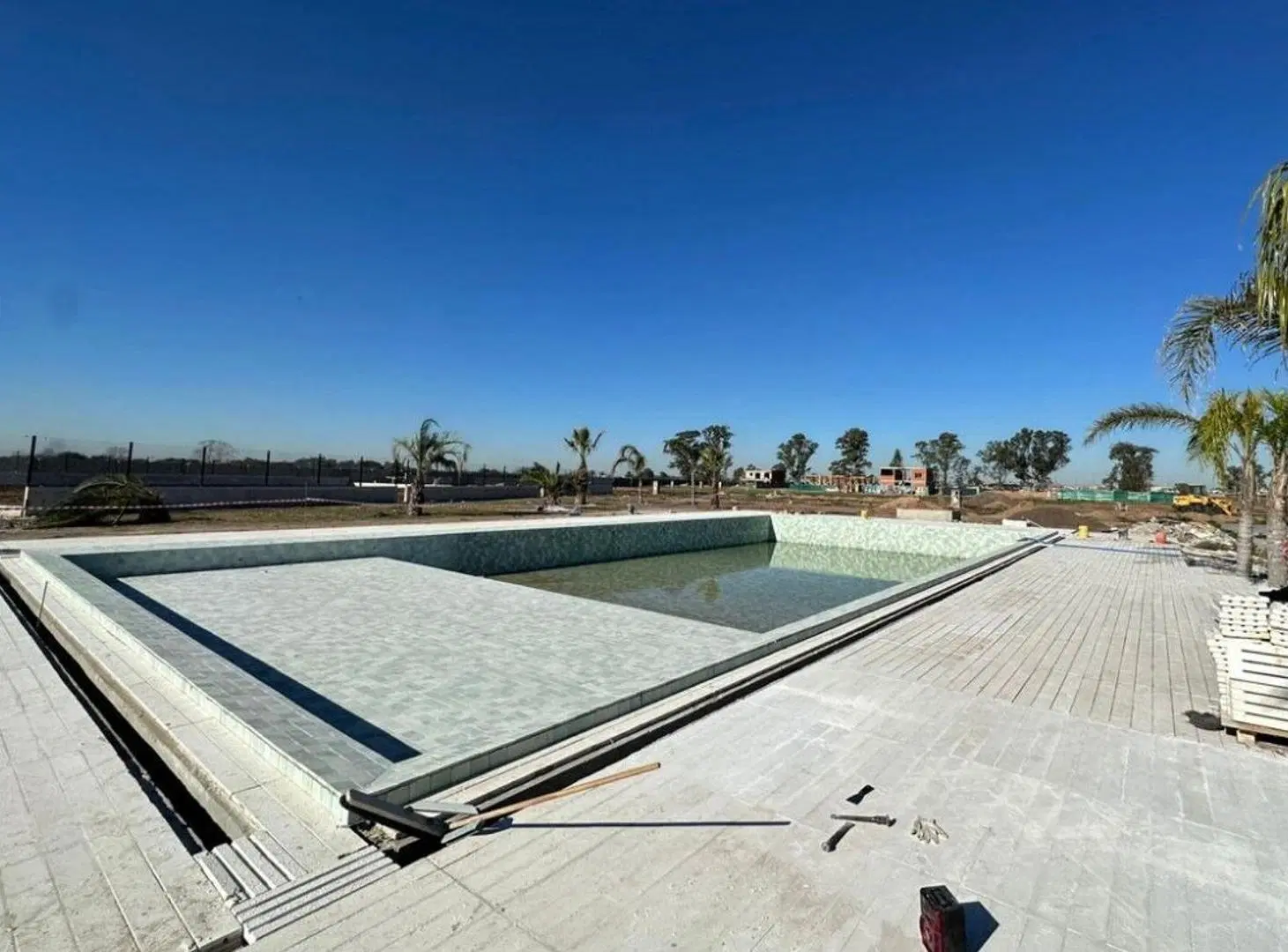 LOTE EN VENTA EN LAGOS DE CANING 2 1